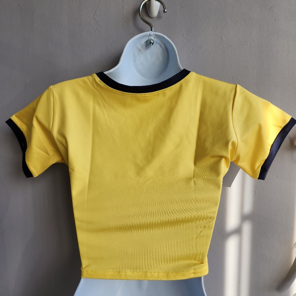 She's A Pervert Crop Top - Picture 3 of 6